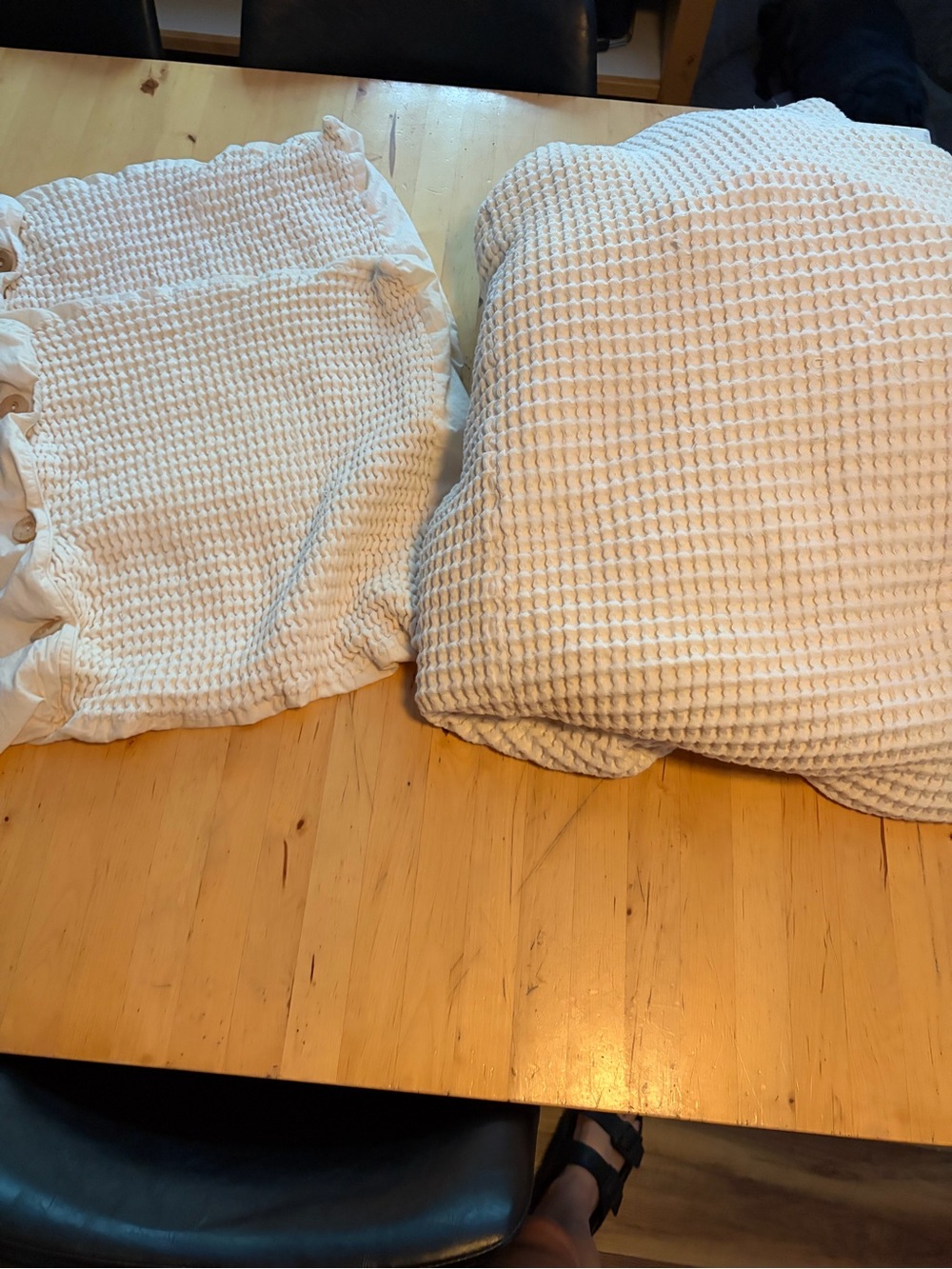 White Waffle Weave Duvet Cover Set - Classic Hawthorne Hill + 2 pillow shams